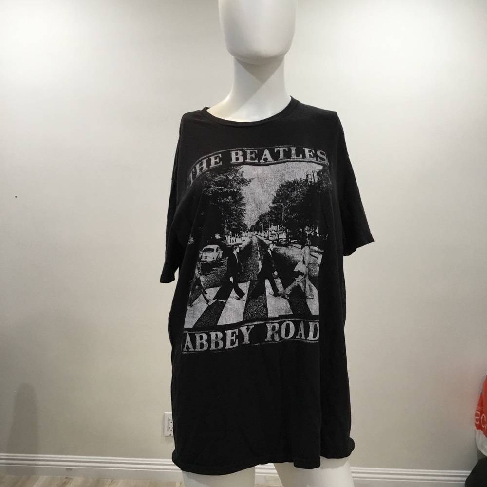 Beatles Abbey Road T-Shirt - Size Large - Black